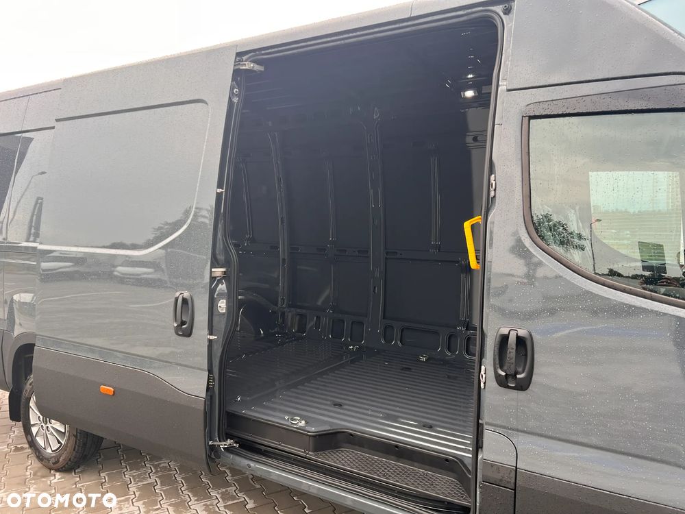 Iveco MEGA OKAZJA,DOSTĘPNY OD RĘKI,kubatura 16m3 - 11