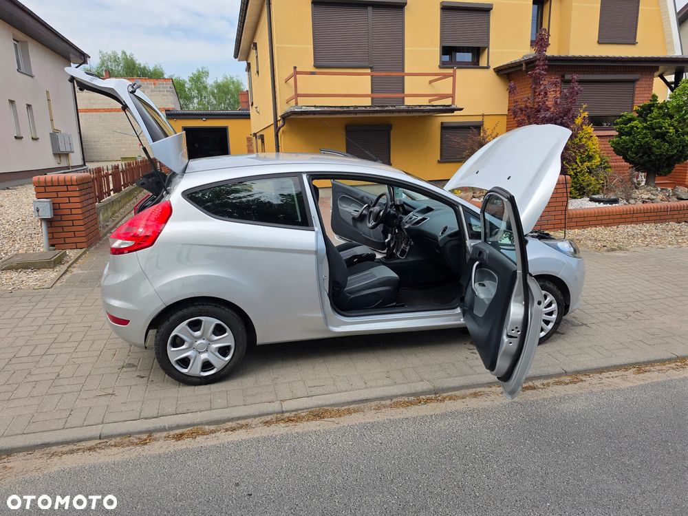 Ford Fiesta - 15