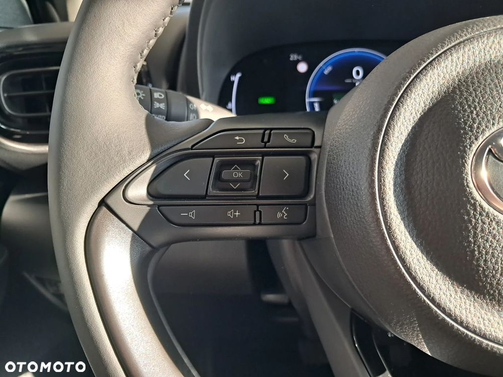 Toyota Yaris Hybrid 1.5 Style - 12