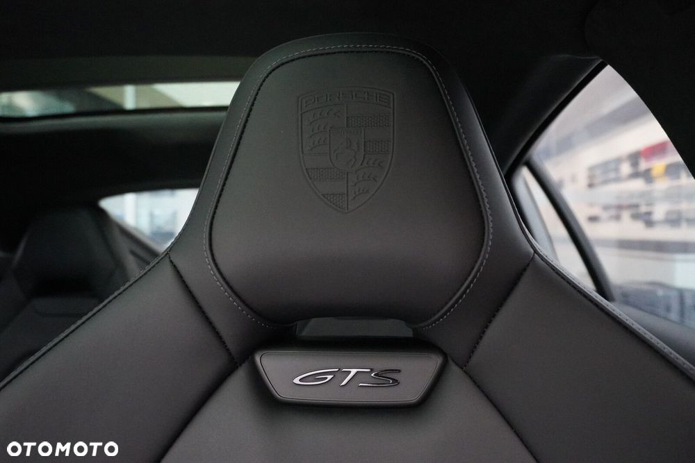 Porsche Panamera GTS - 21