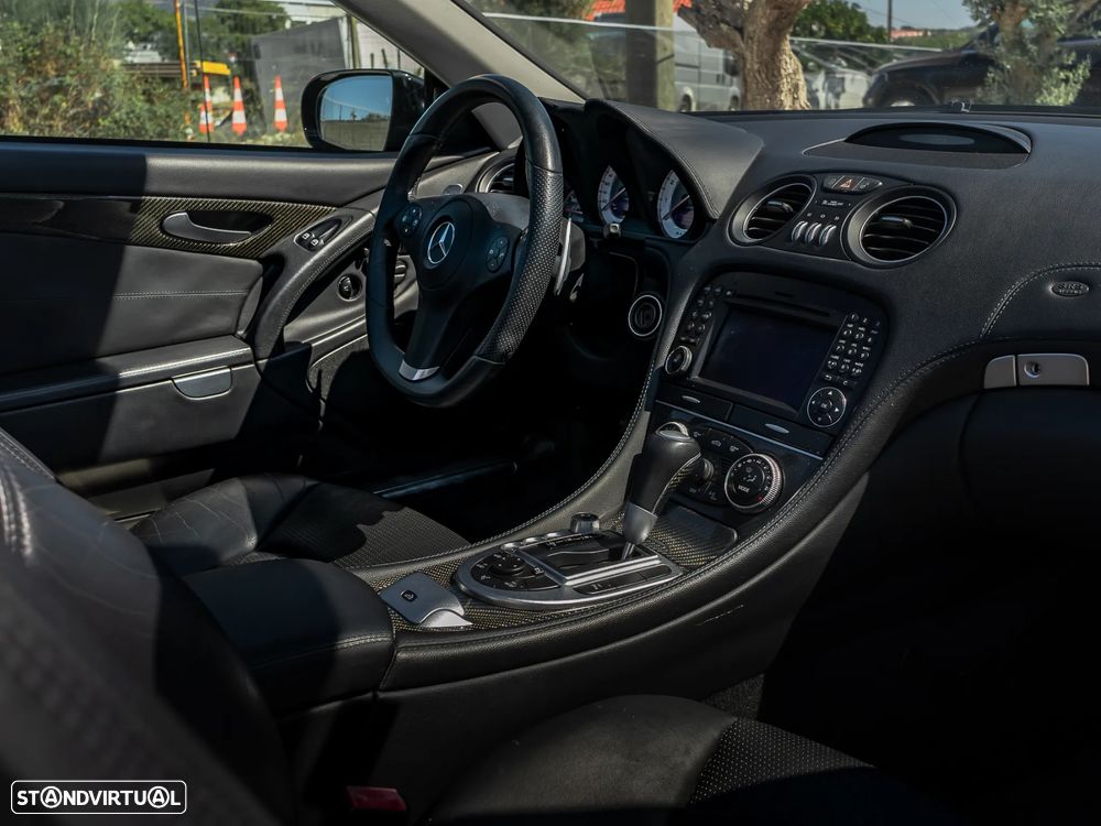 Mercedes-Benz SL 63 AMG Standard - 14