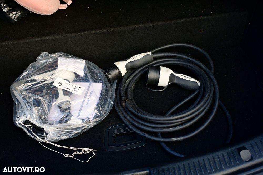 Mercedes-Benz E 300 4MATIC 9G-TRONIC AMG Line - 38