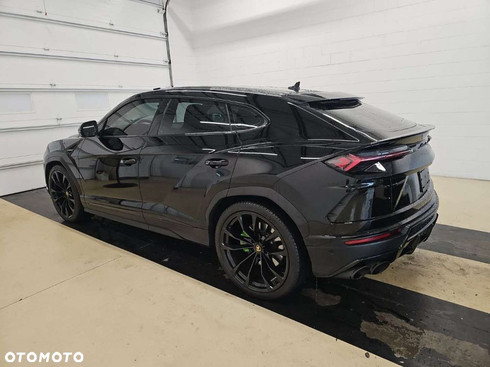 Lamborghini Urus - 2
