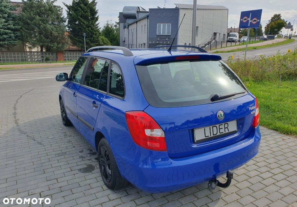 Skoda Fabia - 4