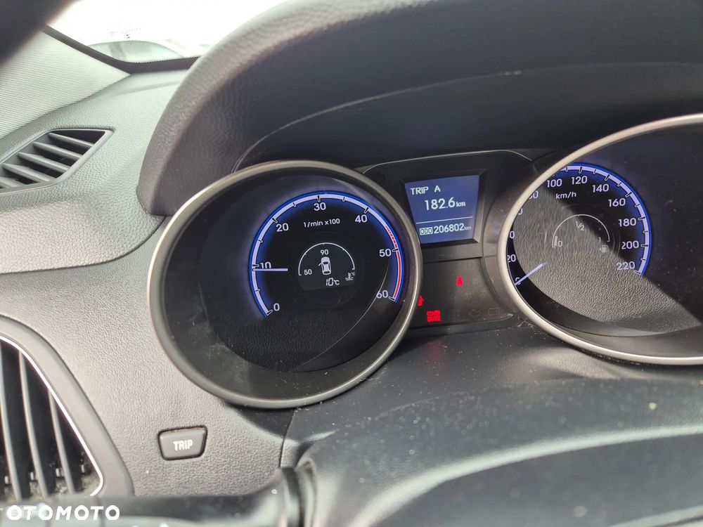 Hyundai ix35 - 14