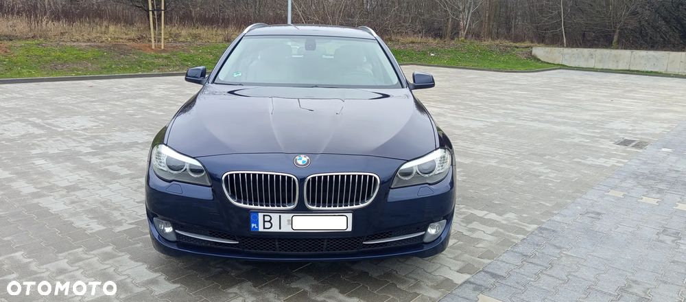 BMW Seria 5 520d - 29