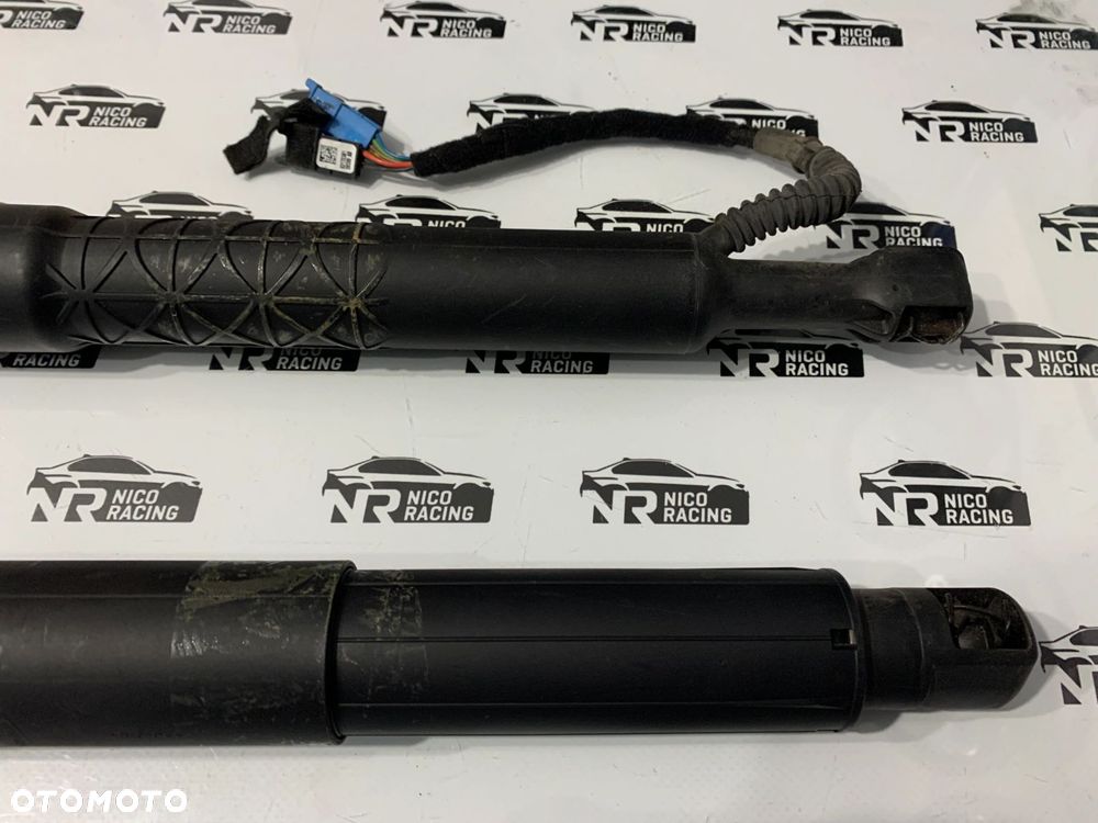SIŁOWNIK TELESKOP KLAPY LEWY PRAWY BMW 6GT G32 7397906 7397905 - 2