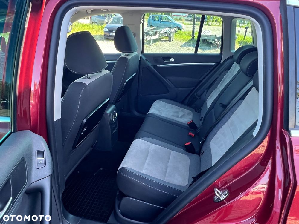 Volkswagen Tiguan 2.0 TSI 4Motion Lounge Sport & Style - 24