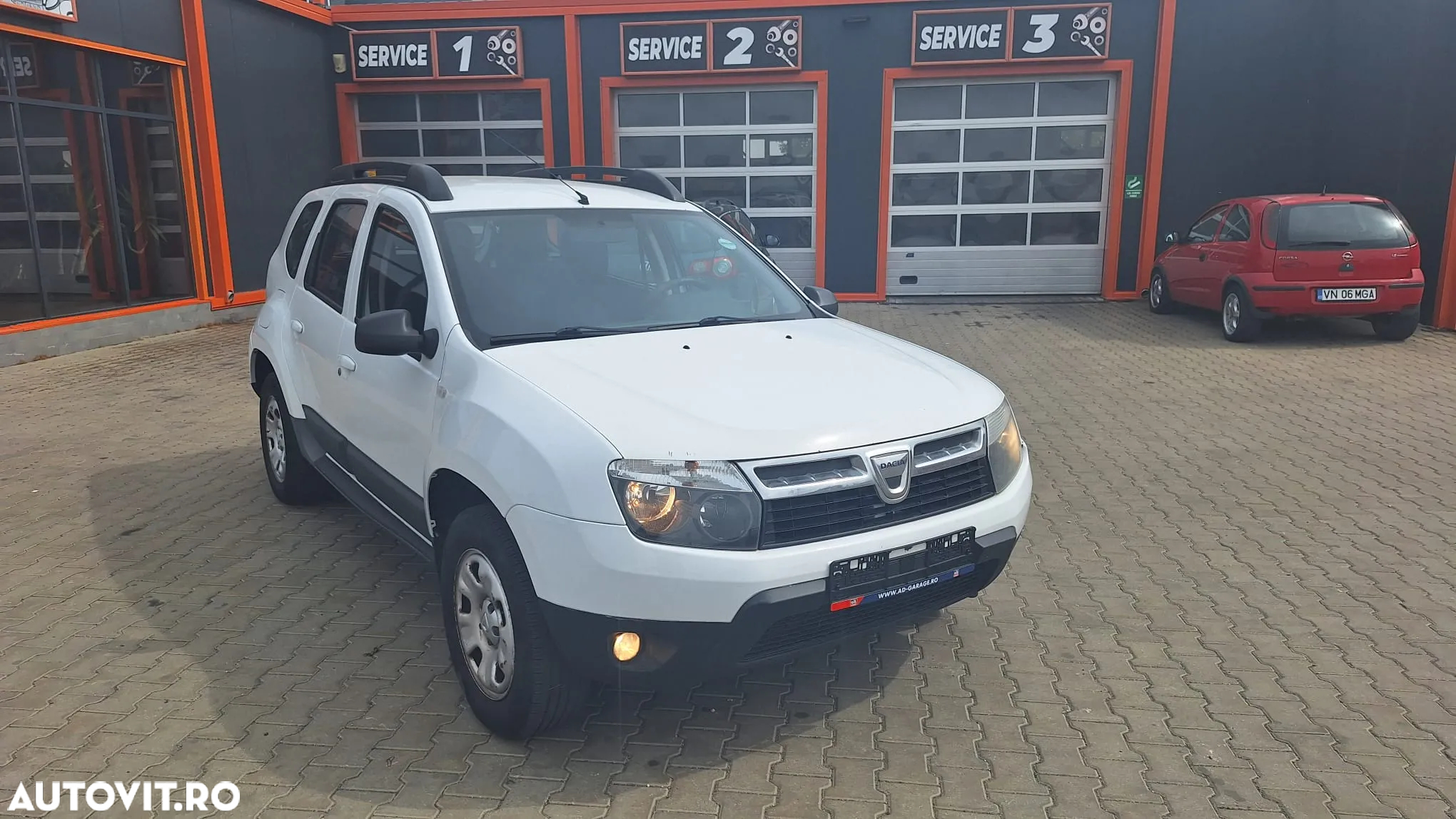 Dacia Duster 1.5 dCi 4x4 Laureate - 2
