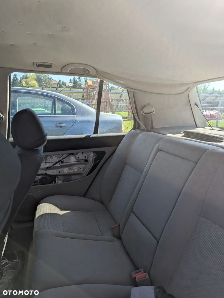 Volkswagen Golf 1.9 TDI - 10