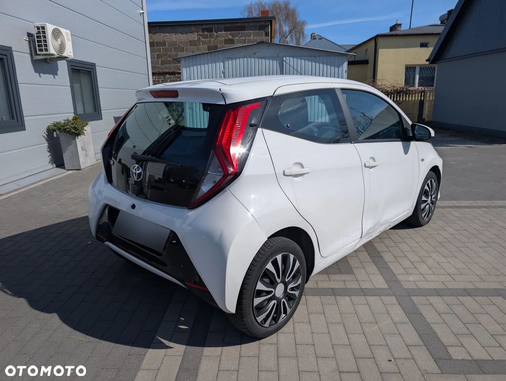 Toyota Aygo 1.0 VVT-i Color Edition - 5