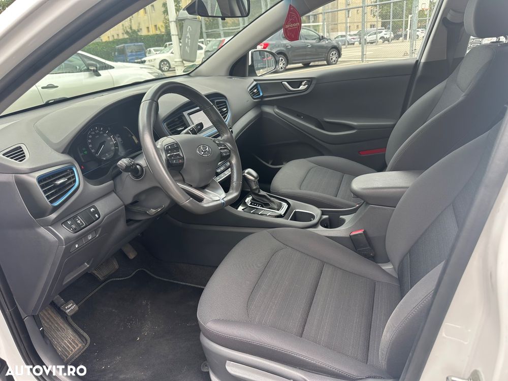 Peugeot 308 1.6L 180 EAT8 PHEV Active - 6