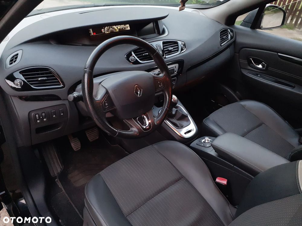 Renault Grand Scenic Energy dCi 110 S&S Bose Edition - 9