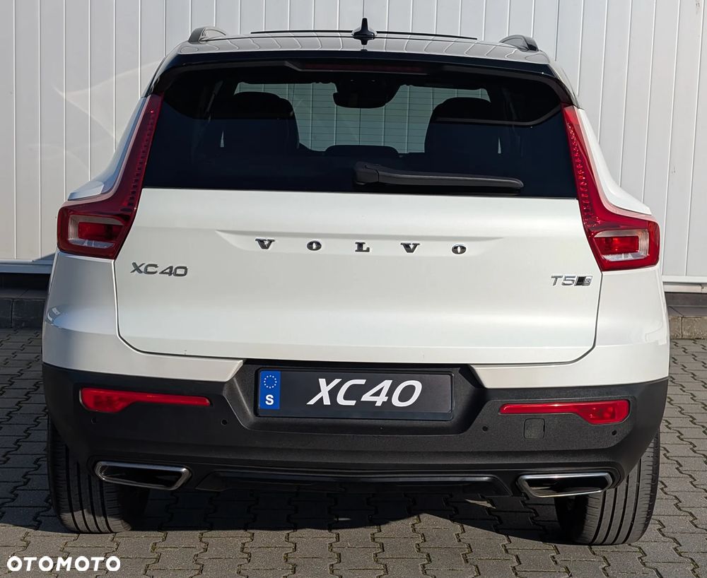 Volvo XC 40 T5 AWD R-Design - 16