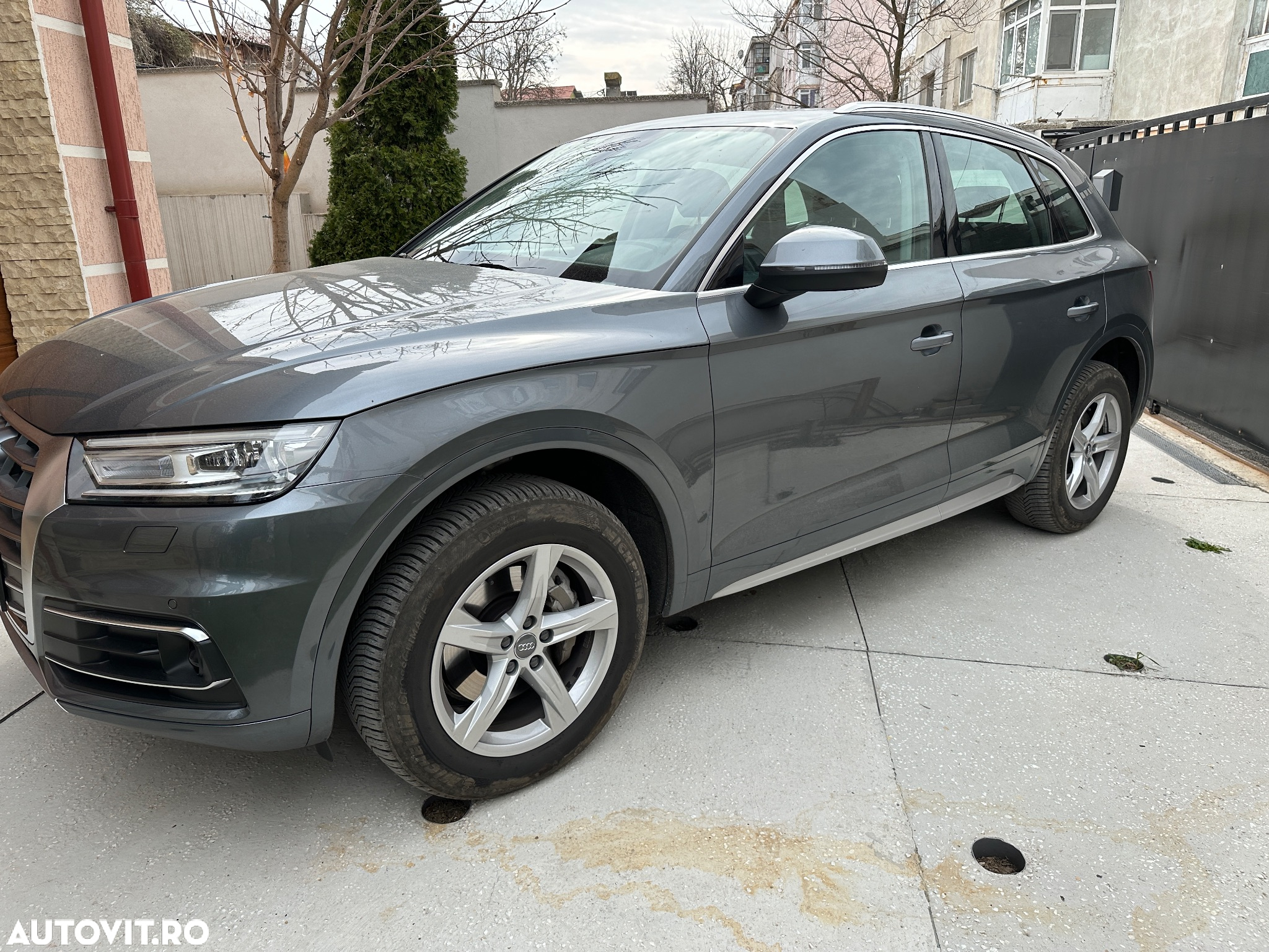 Audi Q5 2.0 40 TDI quattro S tronic Design - 13