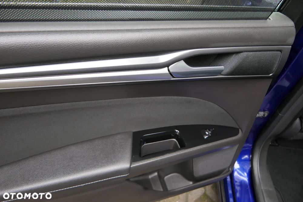 Ford Mondeo 2.0 EcoBlue Titanium - 31