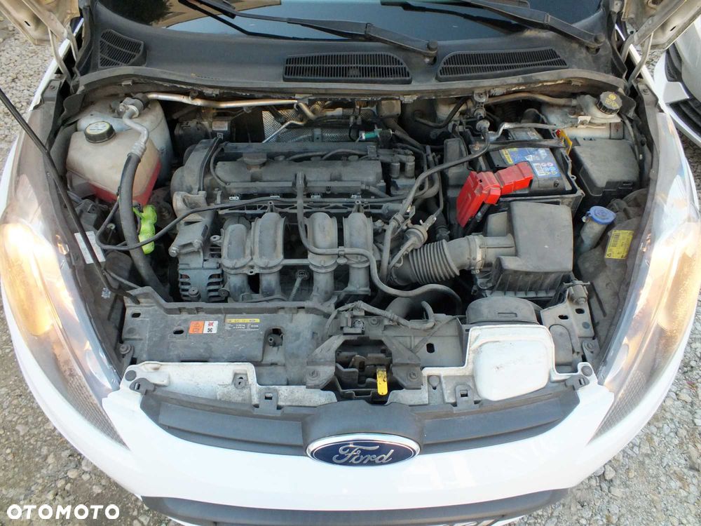 Ford Fiesta - 15