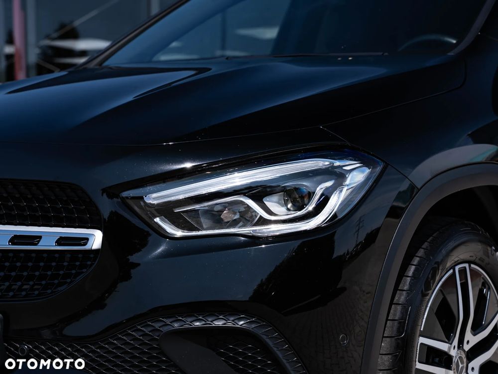 Mercedes-Benz GLA 250 e 8G-DCT Edition Progressive Line - 17