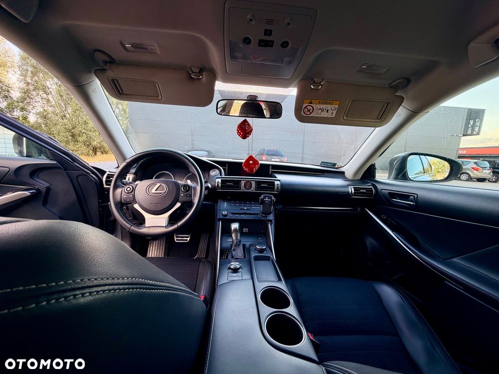 Lexus IS 250 Prestige - 2