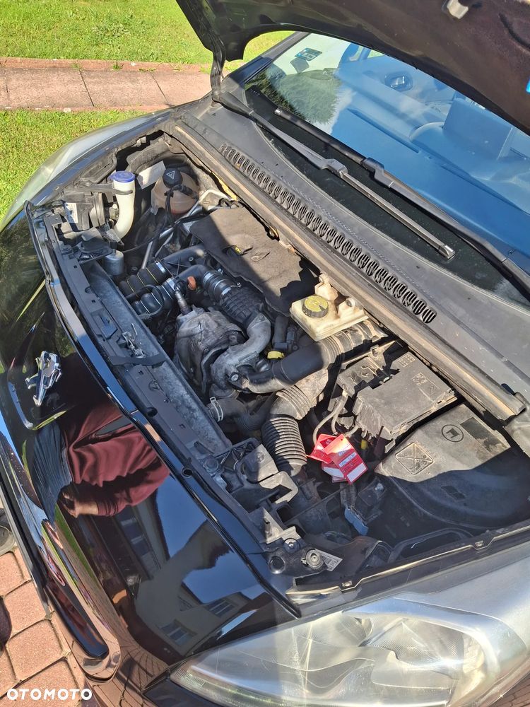 Peugeot 5008 HDI 115 Allure - 13