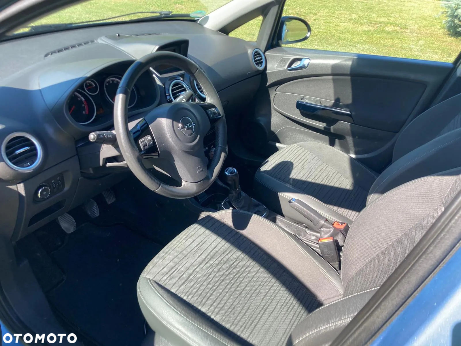 Opel Corsa 1.4 16V Energy - 7