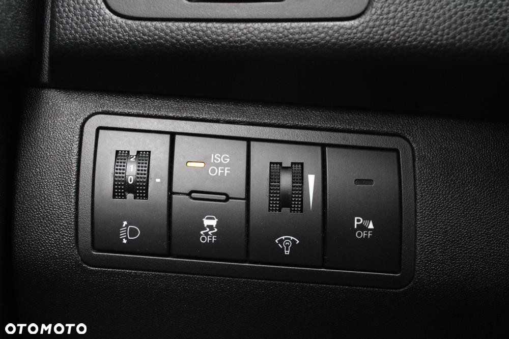 Kia Venga - 12