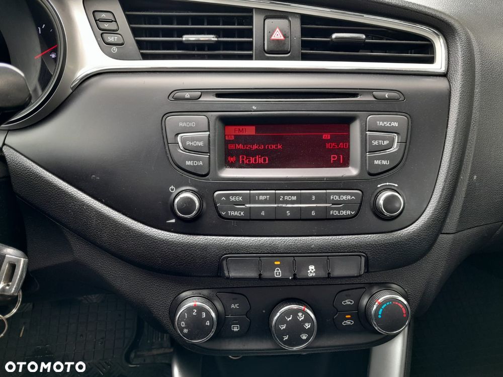 Kia Ceed 1.4 CRDi S - 28