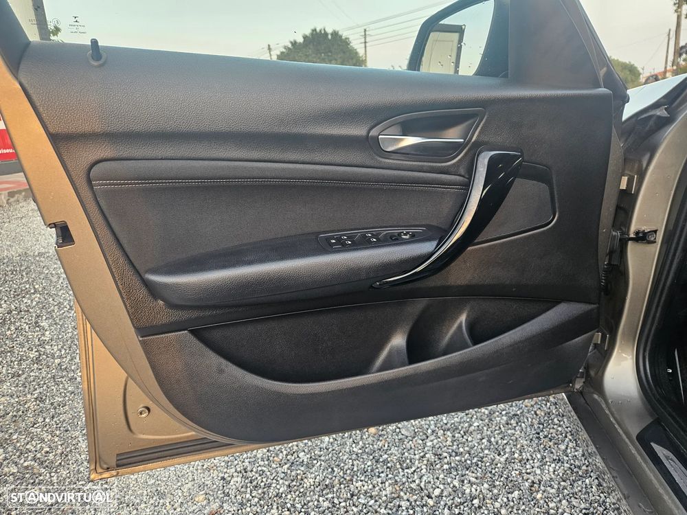 BMW 116 d Line Sport - 12