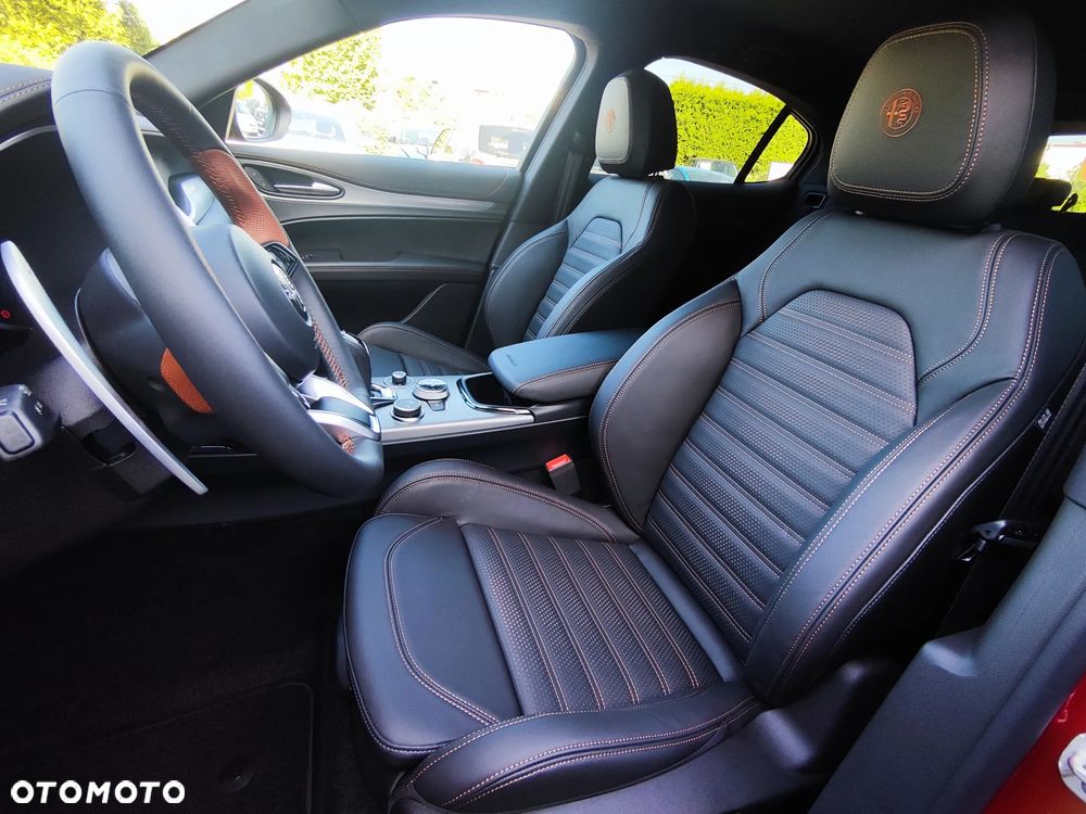 Alfa Romeo Stelvio 2.0 Turbo Intensa Q4 - 16