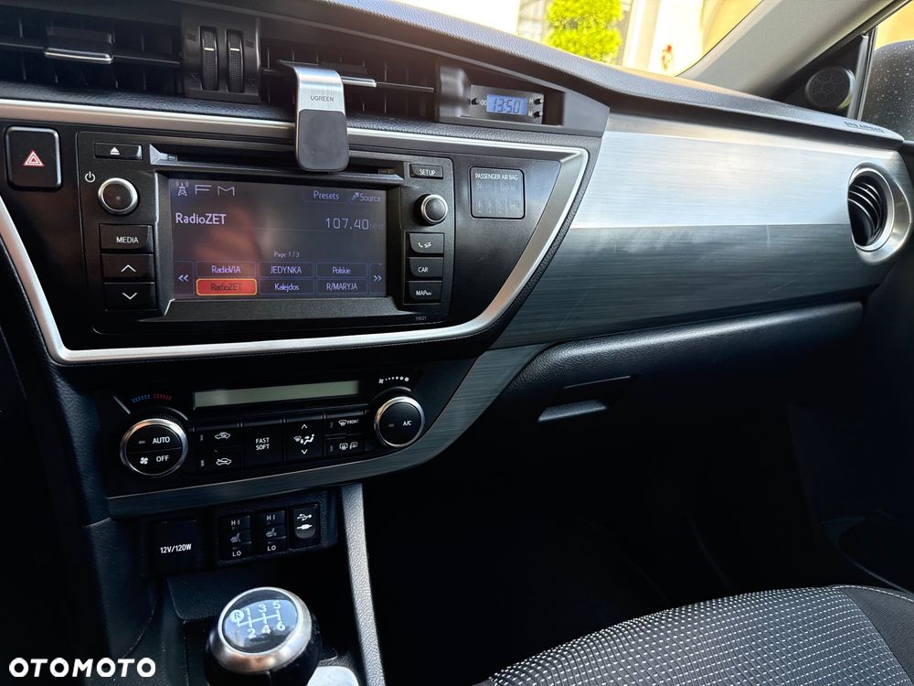 Toyota Auris 1.33 Dual-VVT-i Life Plus - 18