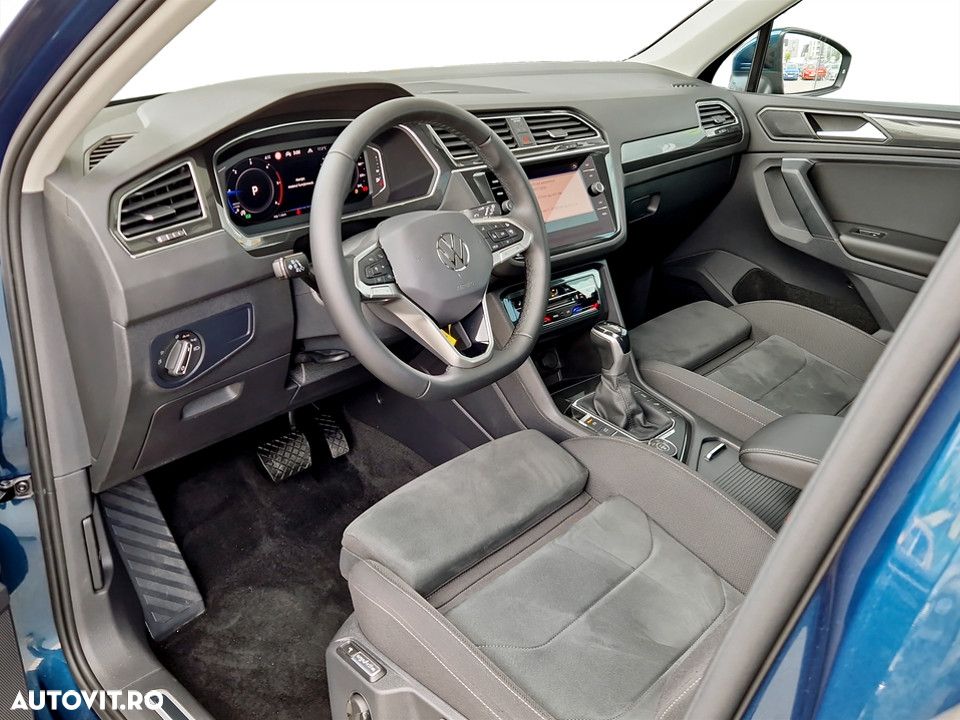 Volkswagen Tiguan 2.0 TDI SCR 4MOTION DSG R-Line - 18