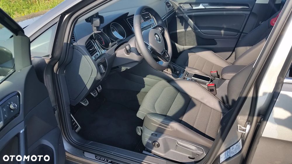 Volkswagen Golf VII 1.4 TSI BMT Highline - 6
