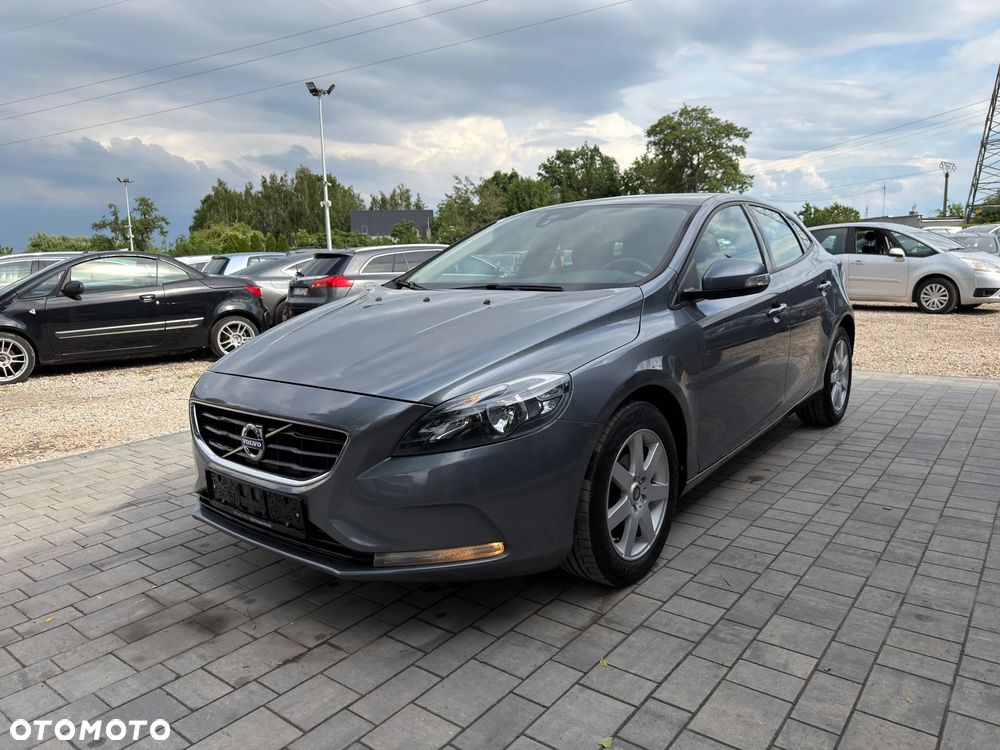 Volvo V40 D2 R-Design Momentum - 17