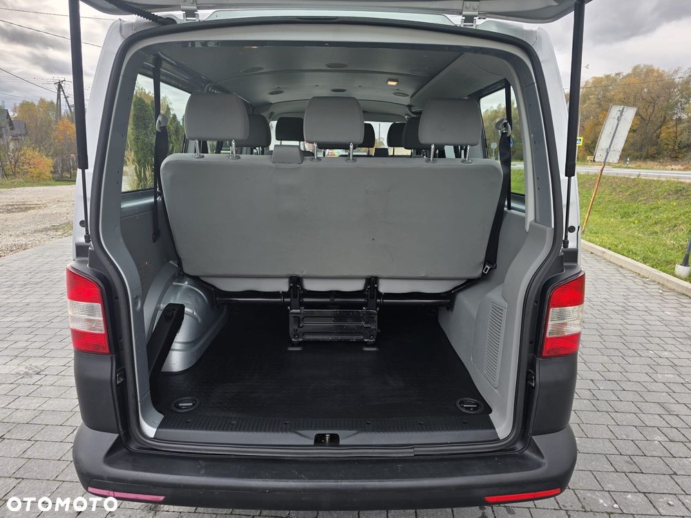 Volkswagen Transporter - 8