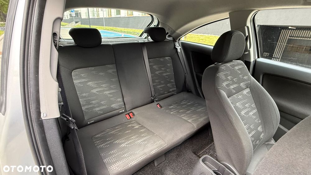 Opel Corsa 1.2 16V Enjoy - 27