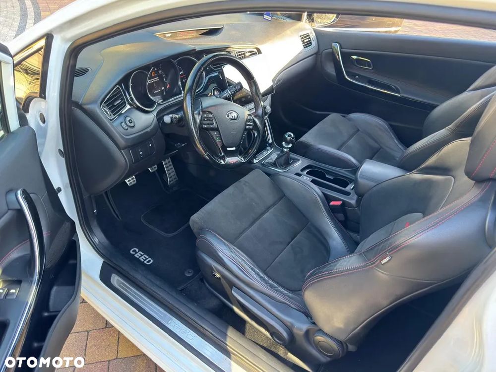 Kia ProCeed 1.6 T-GDI GT-Challenge - 6
