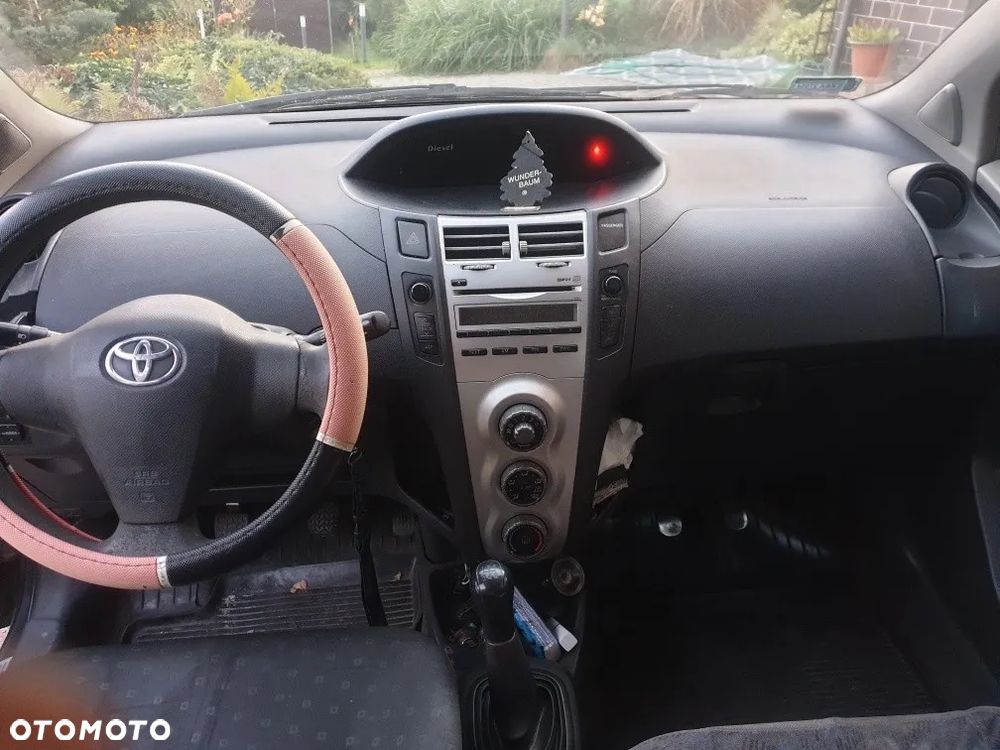Toyota Yaris 1.4 D-4D Luna - 5