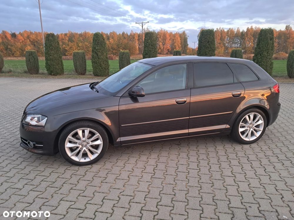 Audi A3 Sportback - 13