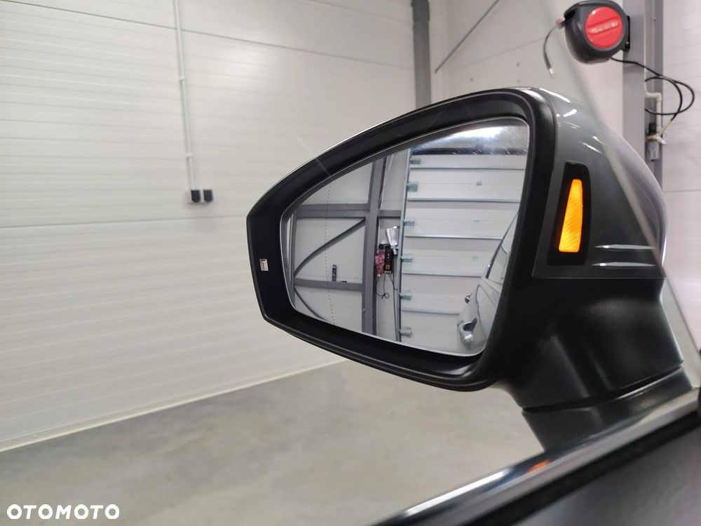 Volkswagen Tiguan Allspace 2.0 TDI SCR 4Motion DSG Elegance - 39