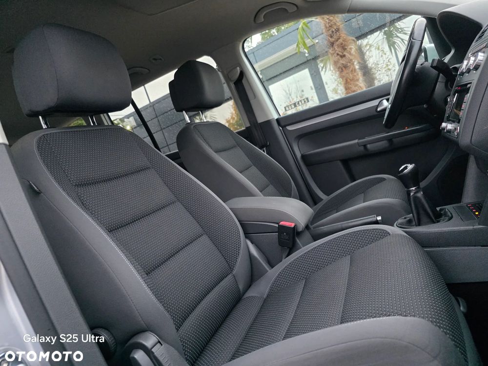 Volkswagen Touran 1.6 TDI DPF BlueMotion Technology Comfortline - 29