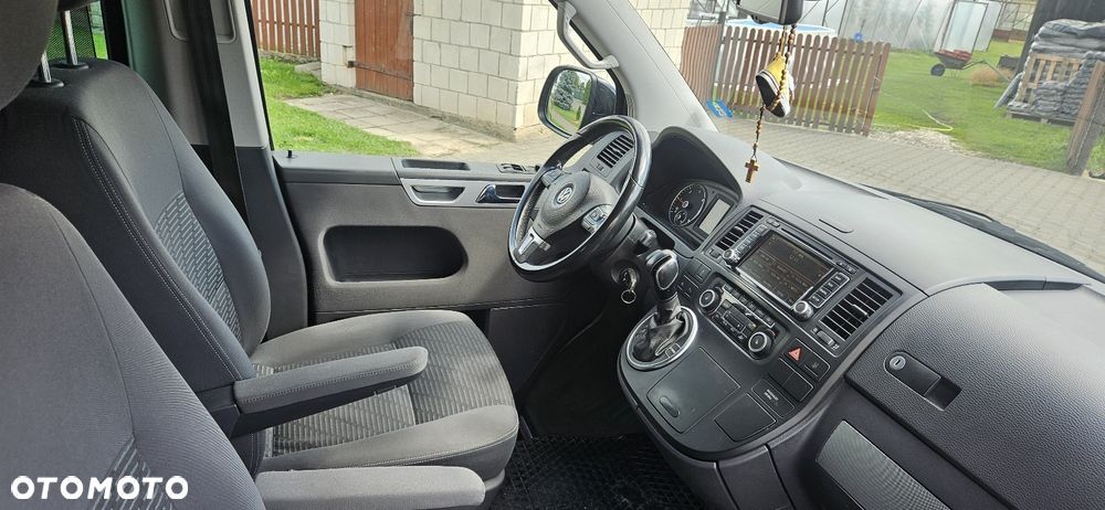 Volkswagen Multivan - 8