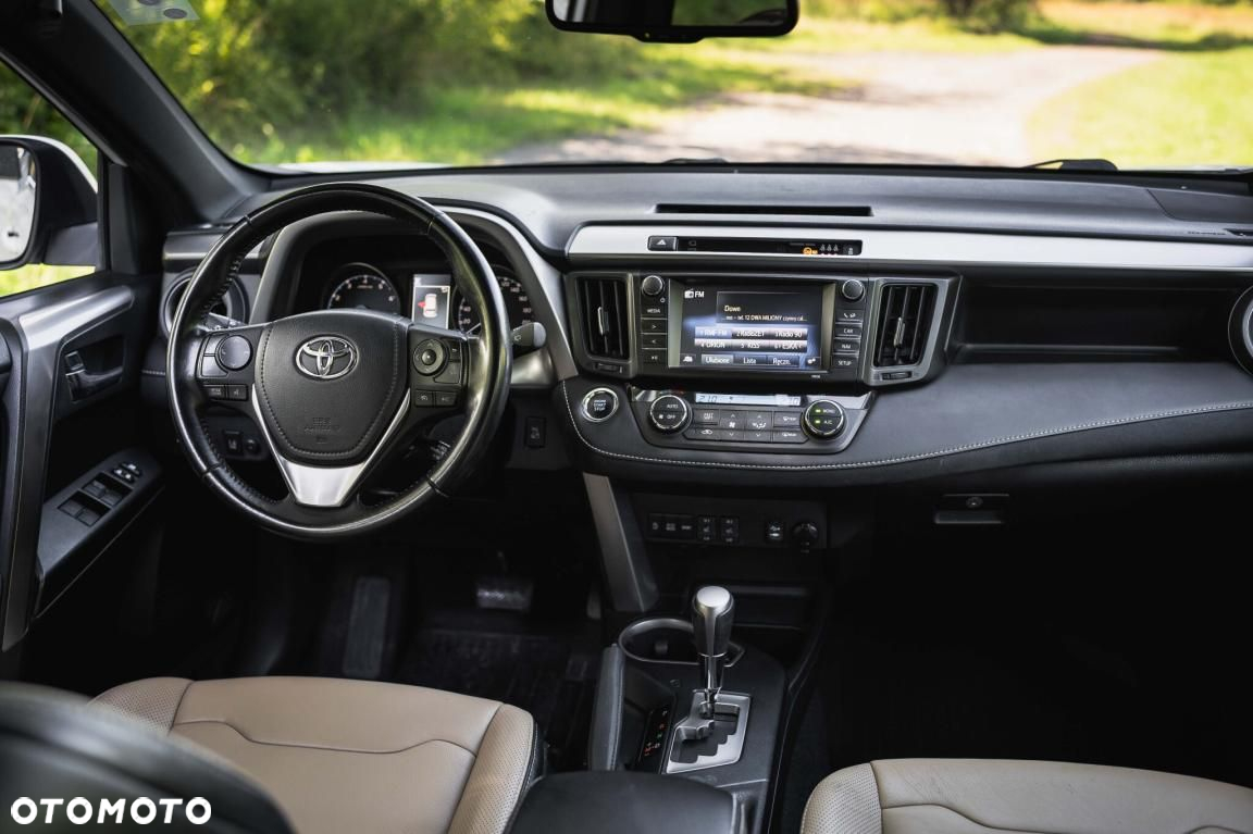 Toyota RAV4 - 3