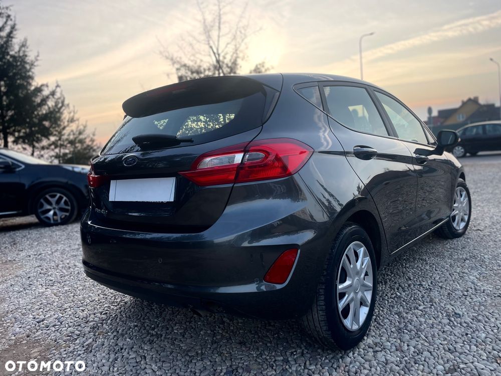 Ford Fiesta - 2