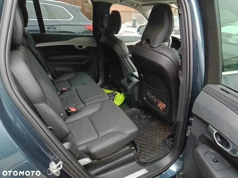 Volvo XC 90 B5 D AWD Plus Bright - 6