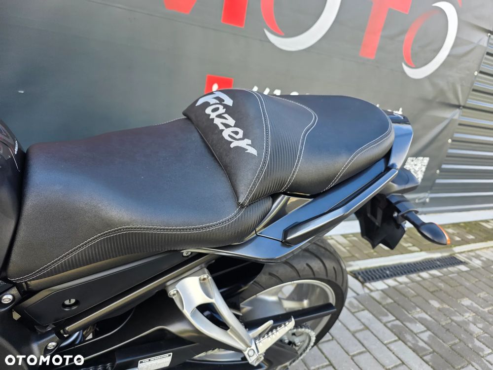 Yamaha FZ - 8