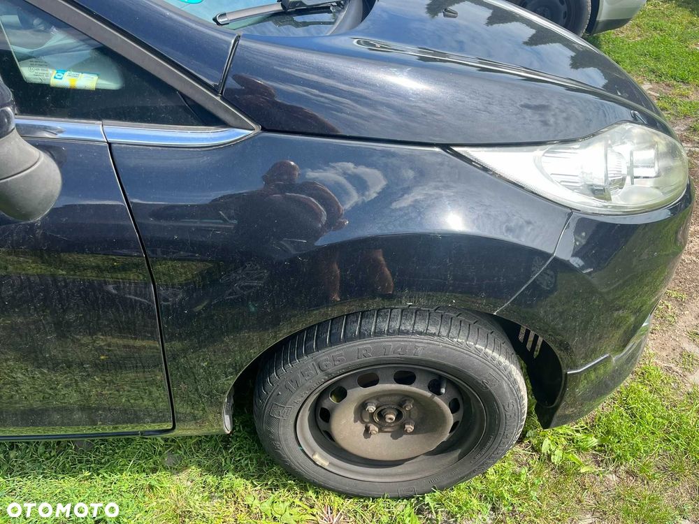 błotnik przód przedni prawy ford fiesta mk7 vi 6 lakier d9 2008 - 2012