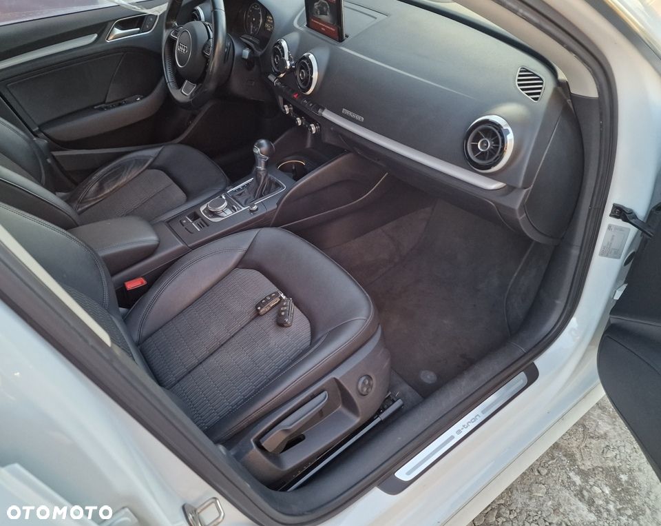 Audi A3 Sportback 1.4 TFSI e-tron - 16