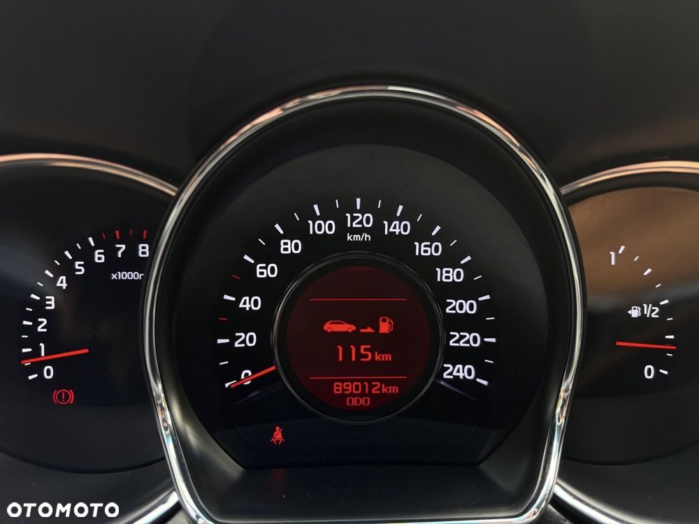 Kia Ceed 1.4 CVVT Dream Team Edition - 20