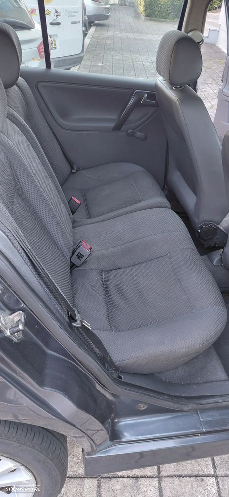 VW Polo 1.0 Conceptline - 9