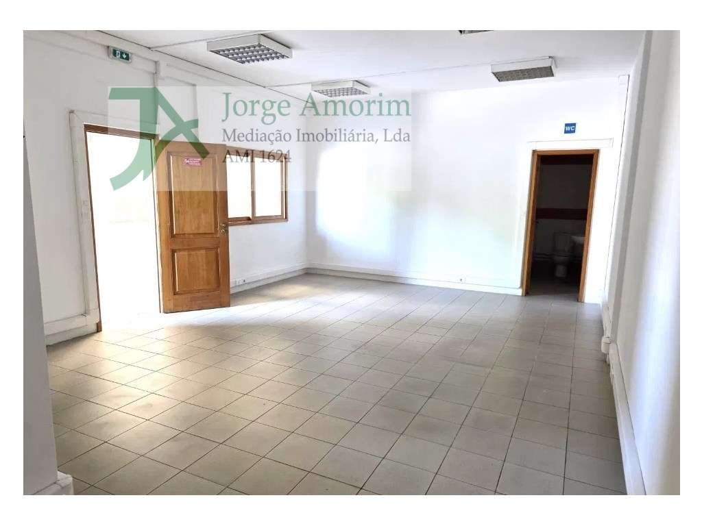 Armazém industrial. 680 m2. Z.I de Ovar - Grande imagem: 2/3